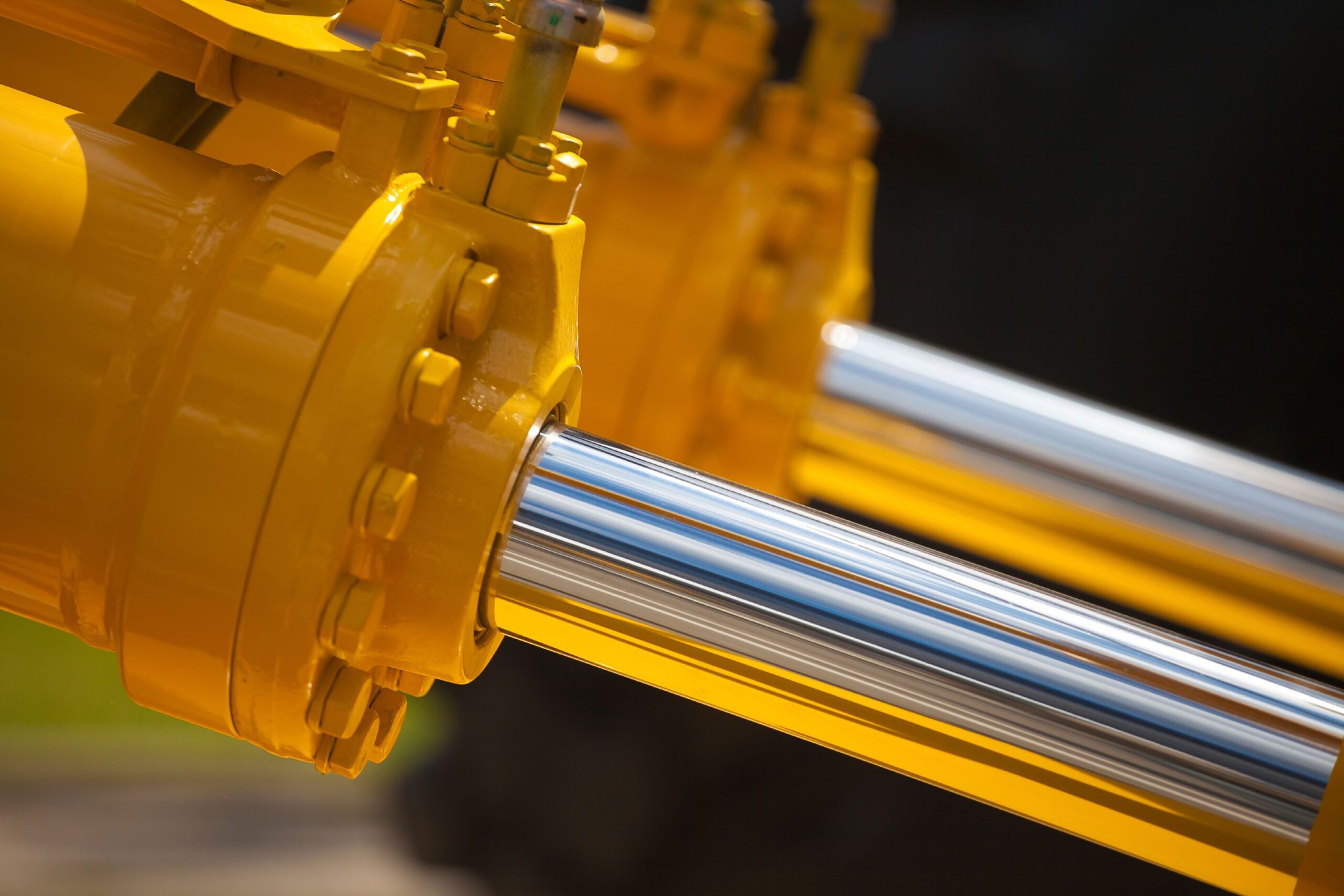 Read more about the article Hydraulic Oil Guide